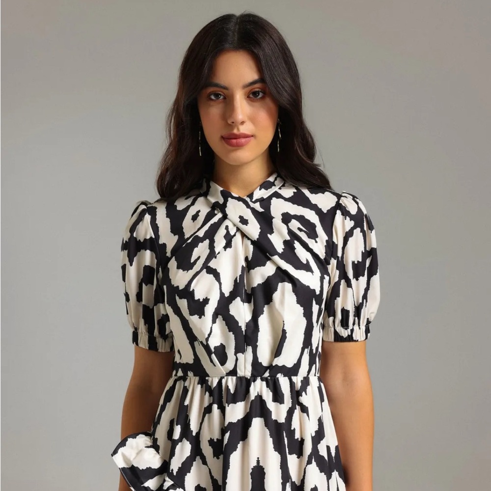 Elegant Black and White Patterned Dress